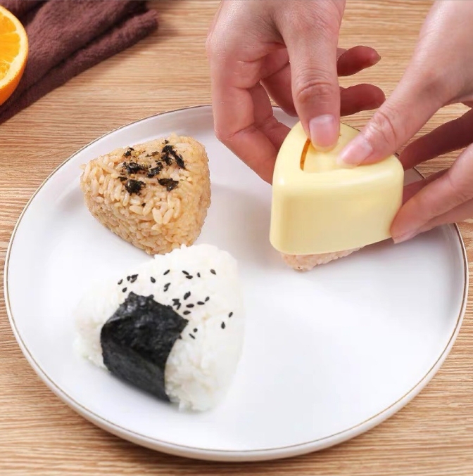 2PCS New DIY Sushi Mold Onigir - Rice Ball Mold recension och pris